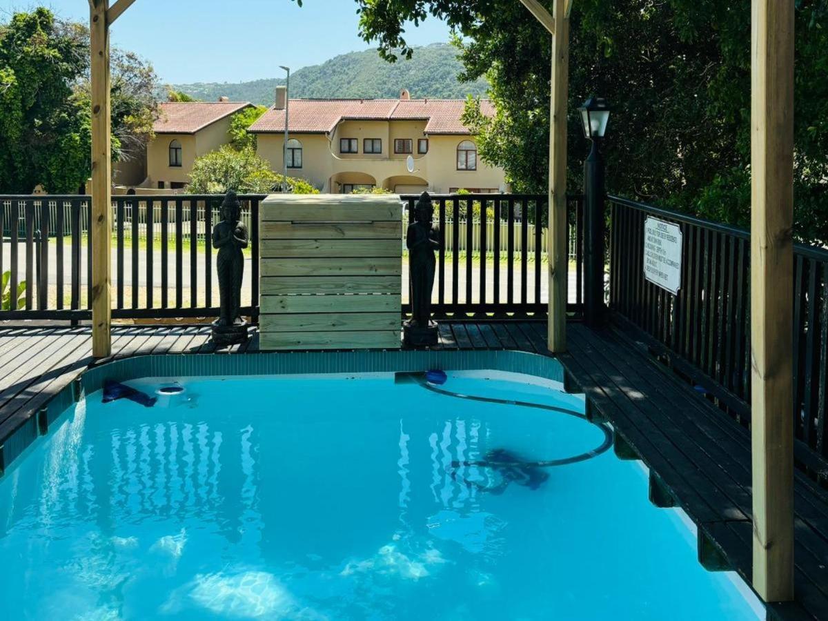 Bliss In The Bay Guesthouse Plettenberg Bay Oda fotoğraf