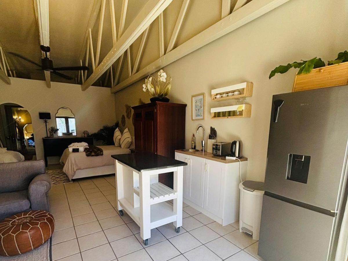 Bliss In The Bay Guesthouse Plettenberg Bay Oda fotoğraf